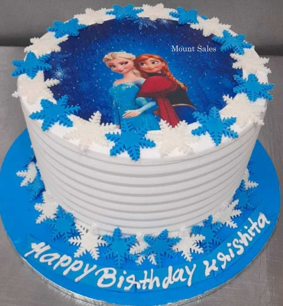 Premium RED N White Velvet Cake